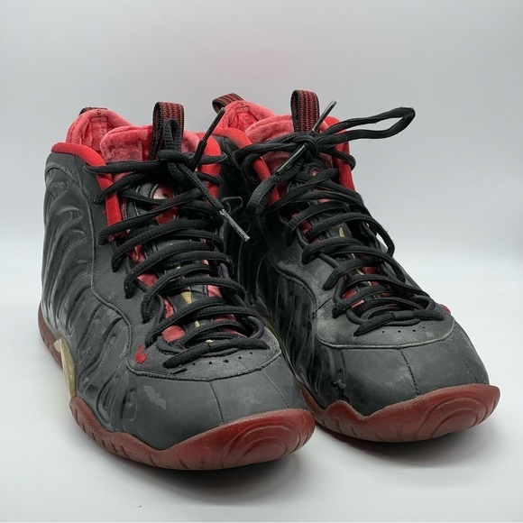 Nike Air Foamposite One Dracula Black & Red Sneakers - Picture 2 of 11